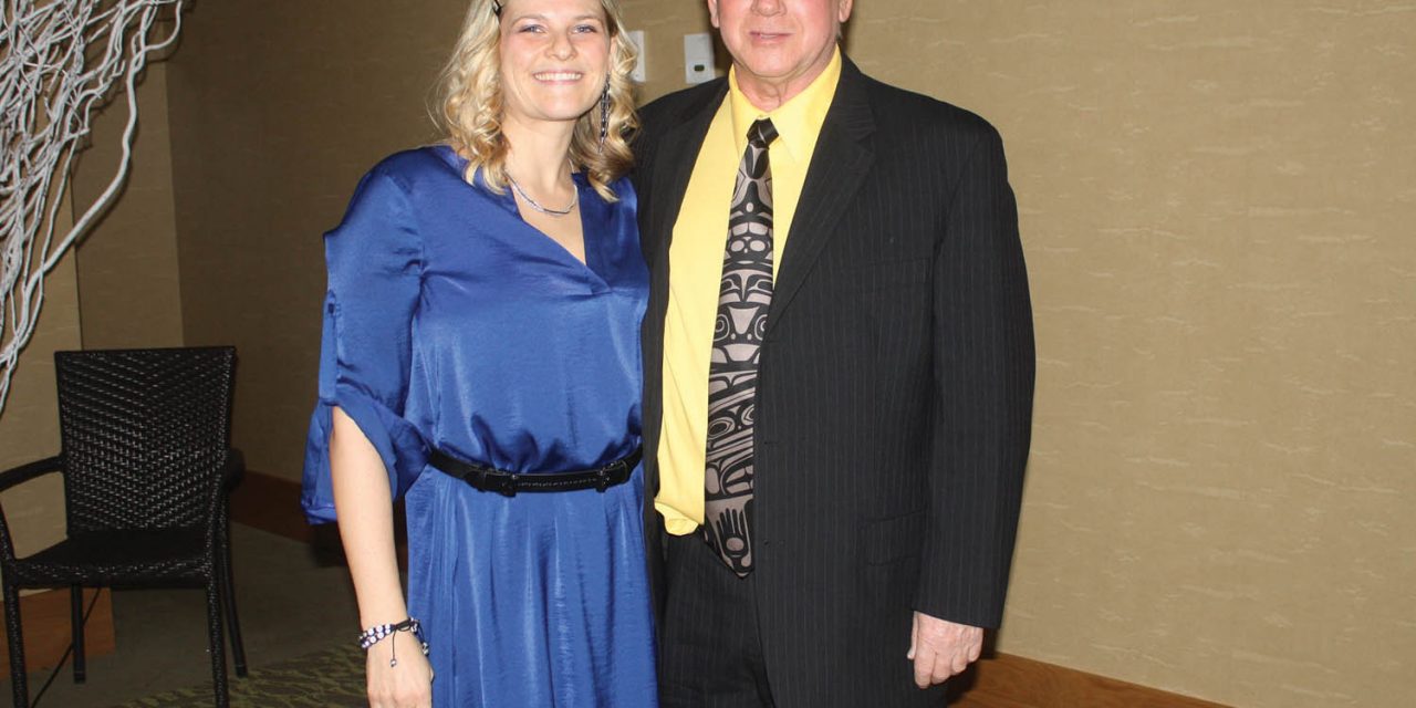 Osoyoos Home Hardware receives top honour at 2014 SOCC Business Excellence Awards
