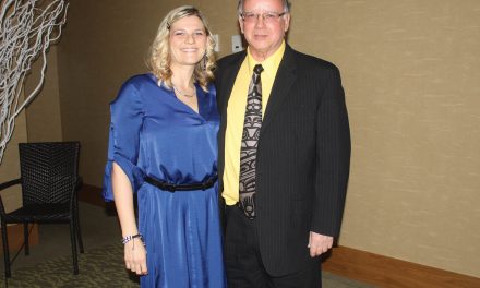 Osoyoos Home Hardware receives top honour at 2014 SOCC Business Excellence Awards