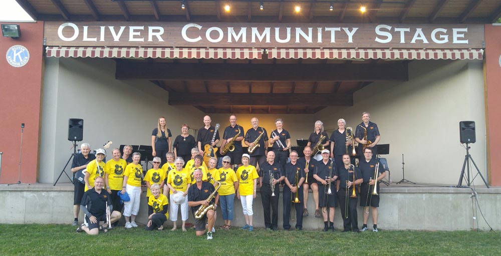 Jazz band performs benefit concert for ‘Grandmothers’