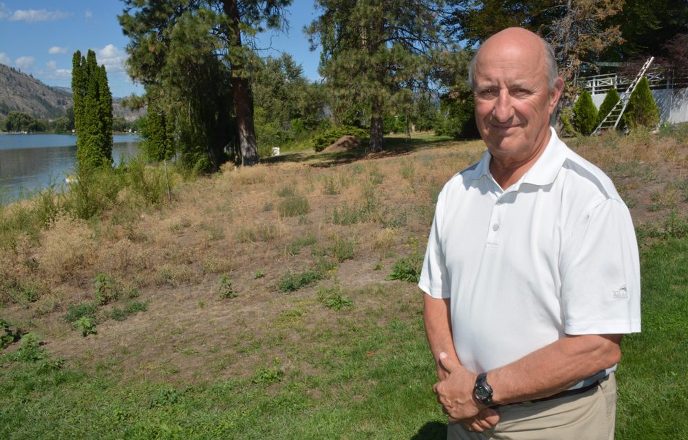 Neighbours oppose duplex