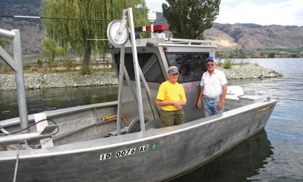 Idaho couple searches for drowning victim in Osoyoos Lake