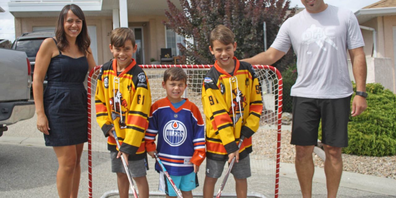 Osoyoos’ talented Ruck twins have identical goals to play in the NHL