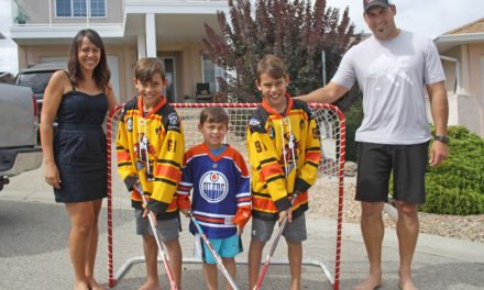 Osoyoos’ talented Ruck twins have identical goals to play in the NHL