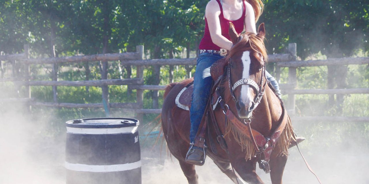 Osoyoos teen heading to Wyoming to battle best high school barrel racers in North America