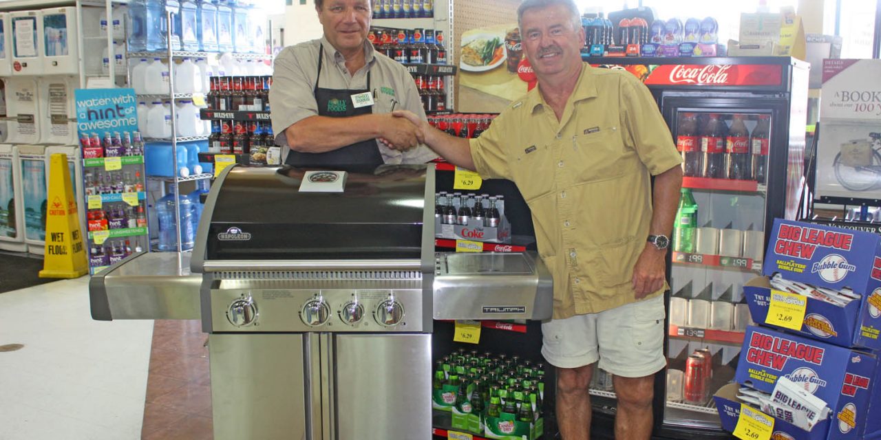 Family Foods makes presentations to draw winners
