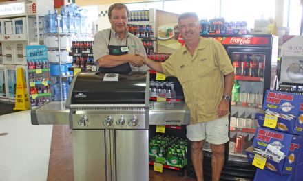 Family Foods makes presentations to draw winners