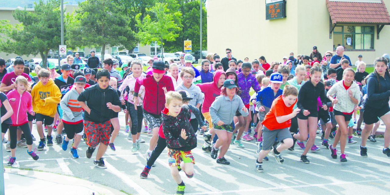 Osoyoos Elementary School students continue to benefit from popular Nighthawk Learn to Run Program