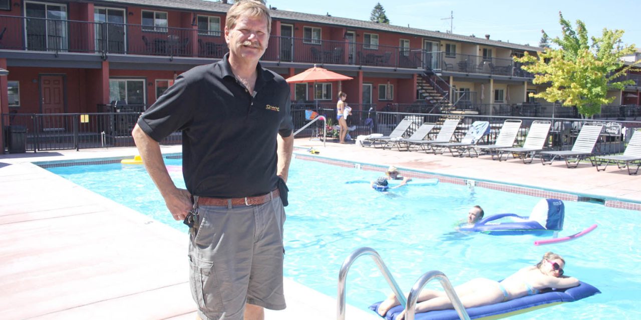 Hotel association hosting pool operators workshop in Osoyoos next weekend
