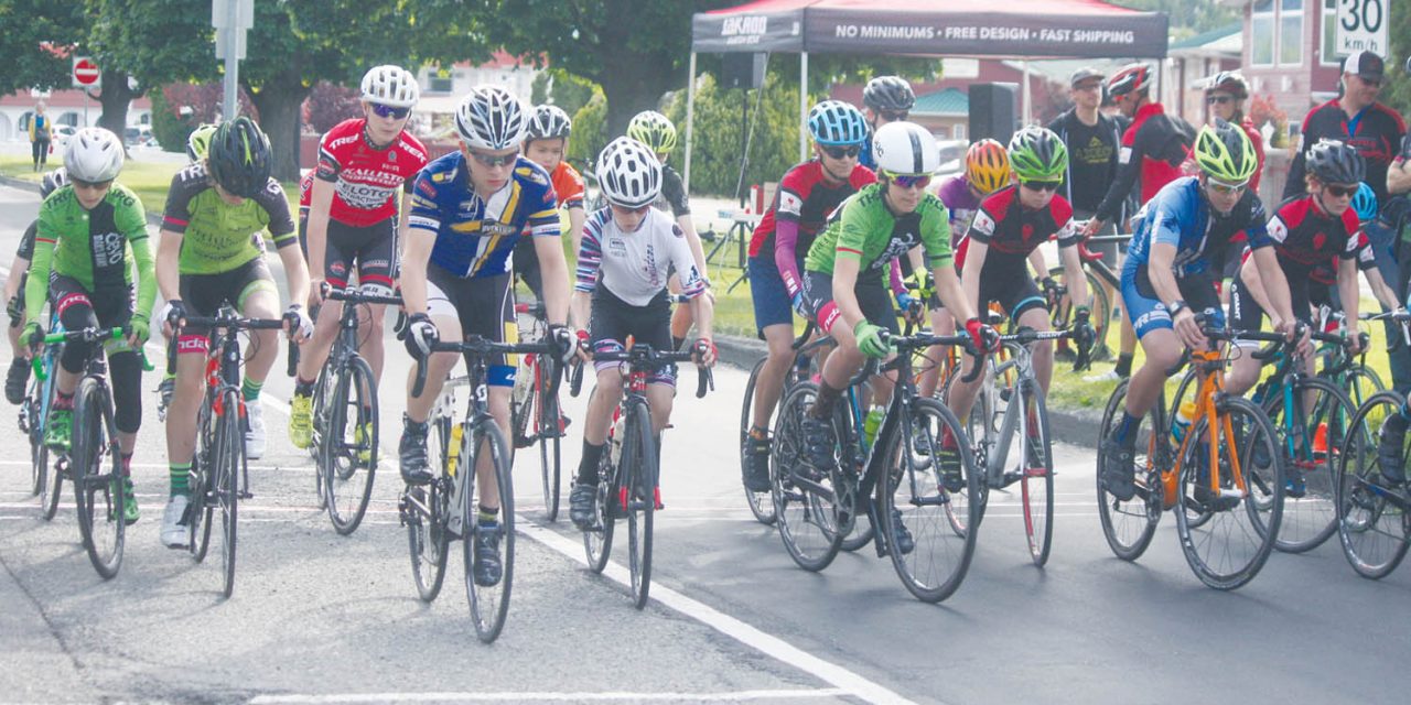 Former Olympian commits to promoting junior cycling
