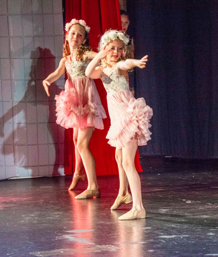 Sienna Viera and Tessa Fonteyne dance to I Won’t Give Up. (Dan Walton photo)