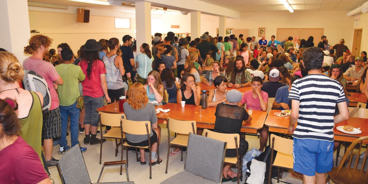 Osoyoos Baptist Church feeds almost 800 hungry farm workers on Saturday