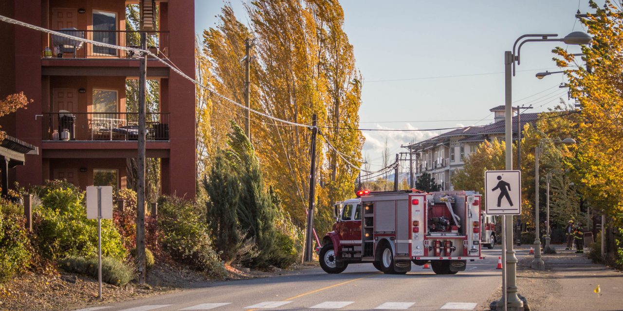 Windstorm leaves Lakeshore Drive residents without power