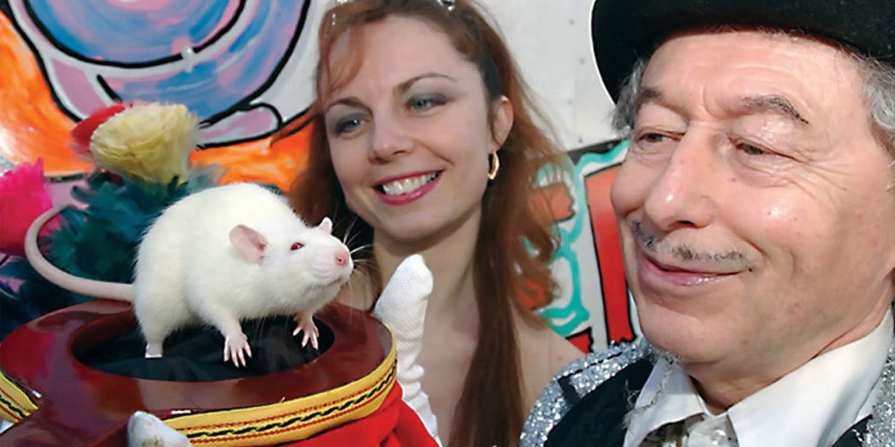 Travelling magician couple to perform in Osoyoos