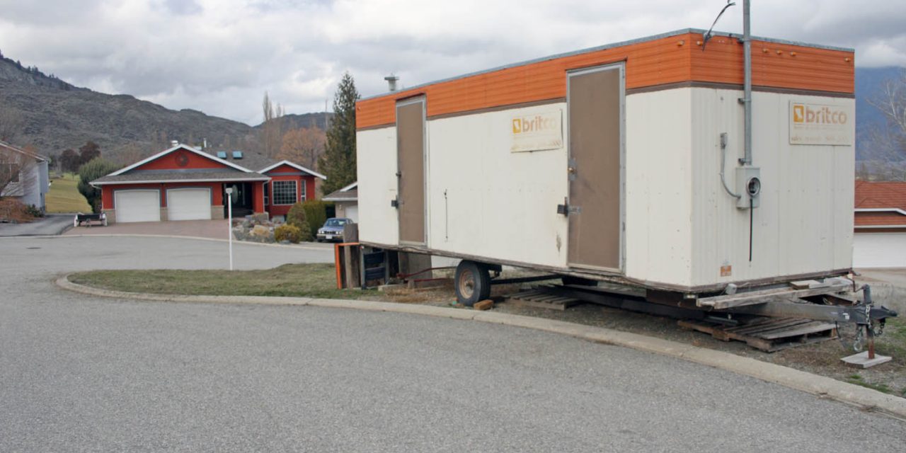 Neighbours upset by eyesore caused by dilapidated construction trailer