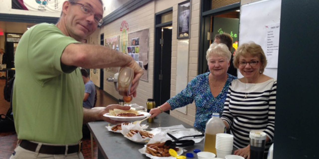 Pancake breakfast held for OSS students