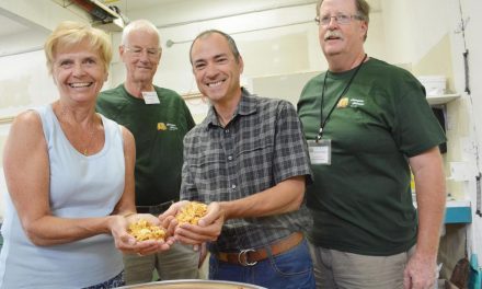 Agriculture minister pays Gleaners a visit