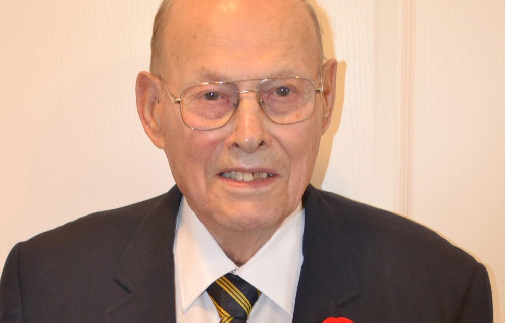 Veteran, 97, finally sharing his war experience