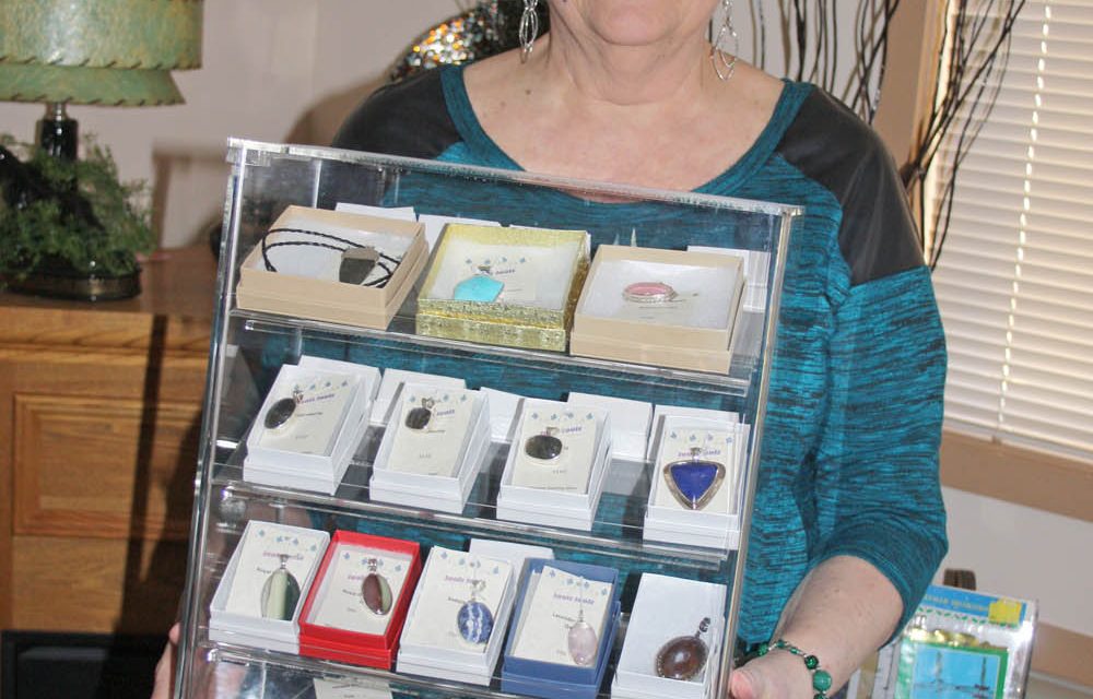 Cactus Ridge Seniors Residence hosting first annual Christmas gift fair on November 22