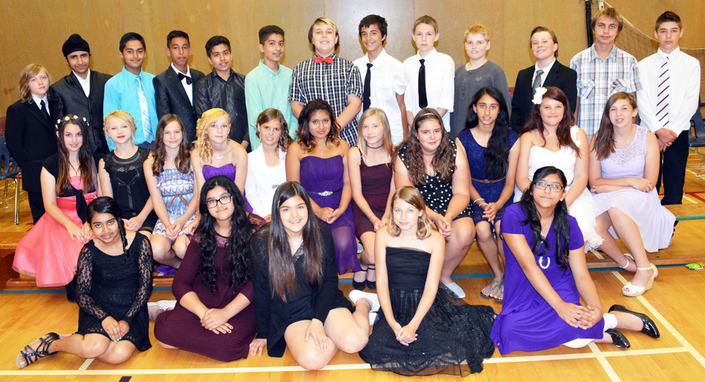 Oliver Elementary School grads celebrate