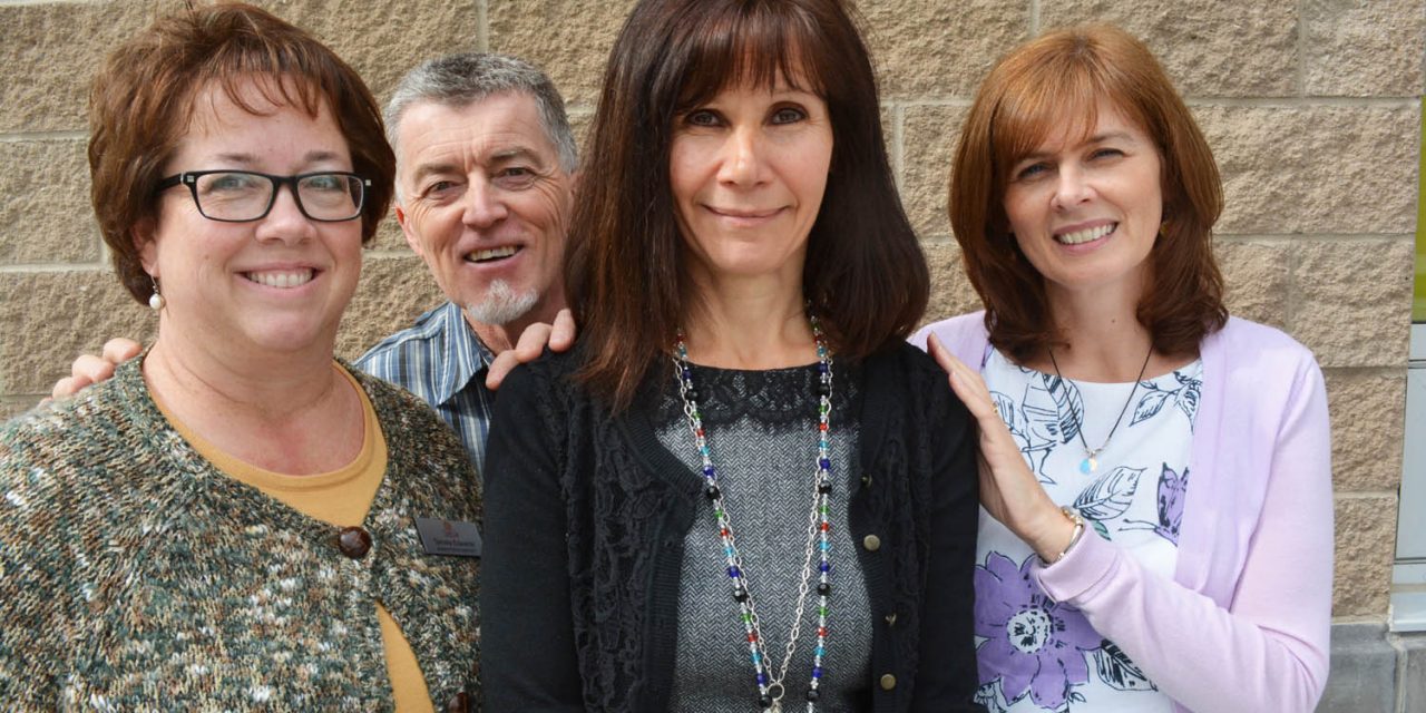 Desert Sun Resource Centre boss bids sad farewell