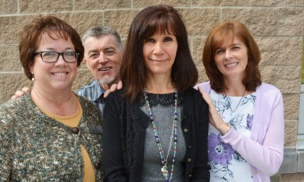 Desert Sun Resource Centre boss bids sad farewell
