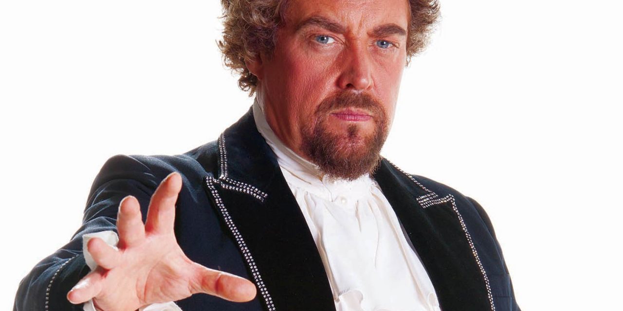 Popular hypnotist Reveen is returning to Oliver for performance on Oct. 14