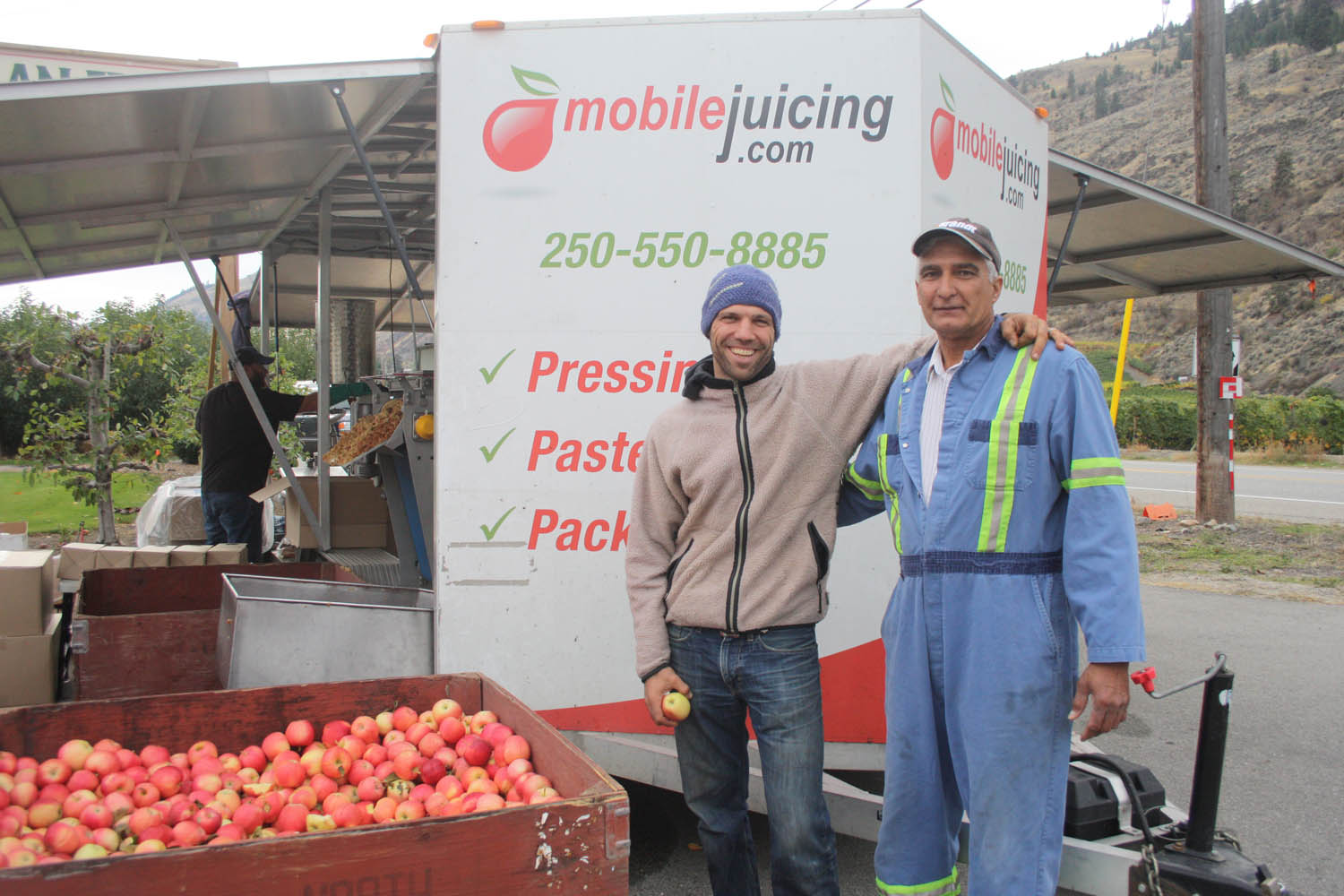 New mobile juicing company doing booming business with Osoyoos and area
