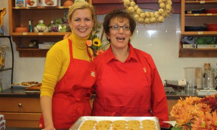 FOOD NETWORK STAR ANNA OLSON GETS WARM RECEPTION DURING VISIT TO OSOYOOS