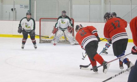 Oldtimers flock to Oliver for some old time hockey
