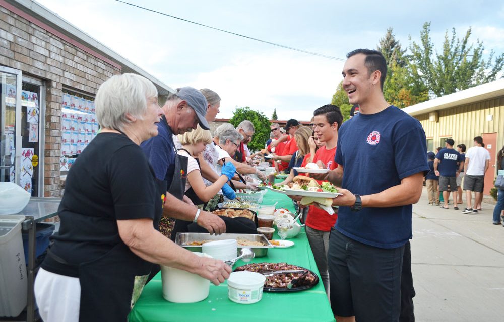Firefighters given big meal of appreciation