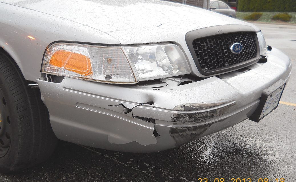 Reckless driver smashes into cop during police dragnet in Oliver
