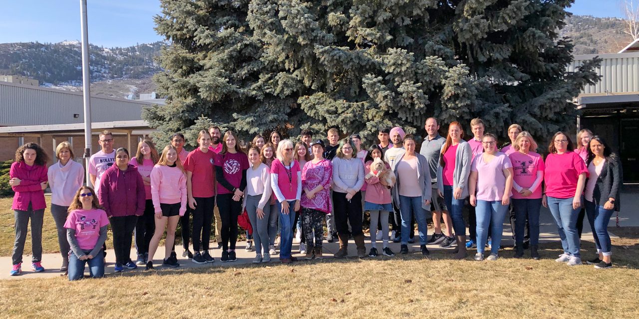 Photo: Osoyoos schools celebrate Pink Shirt Day