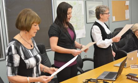 School trustees take oath of office