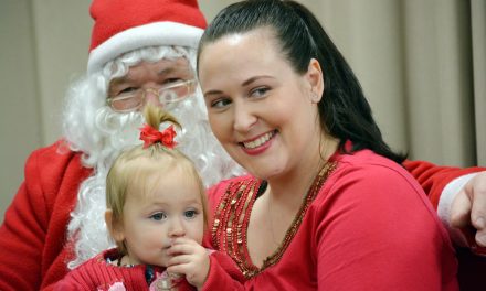 Cold weekend can’t keep Light-Up revellers away