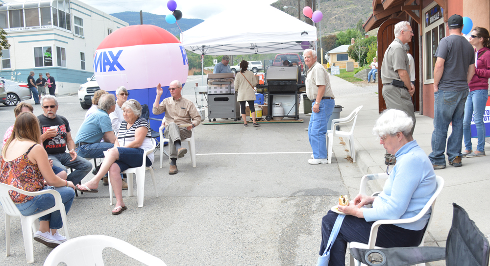 Remax in Oliver showing its appreciation TimesChronicle.ca