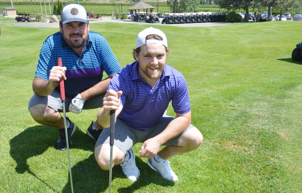 Tadey and Martine play a dozen rounds for ALS