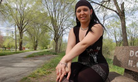 Bylaw officer hired to work with French fruit pickers felt pressured to leave job