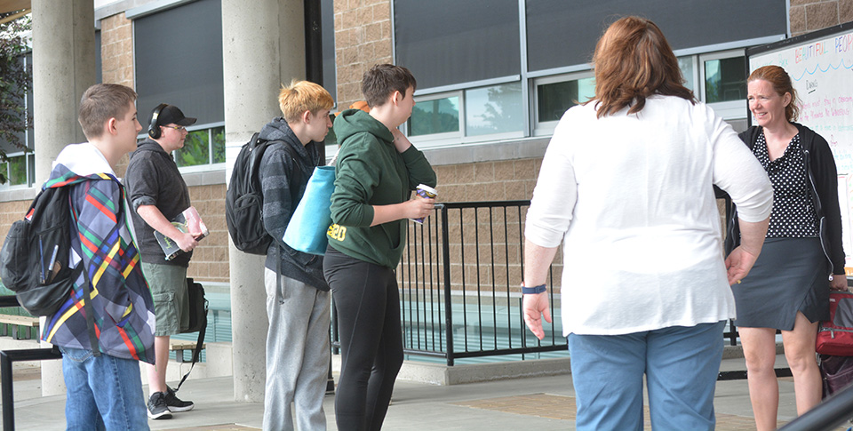 Back to school ‘smooth,’ principals say