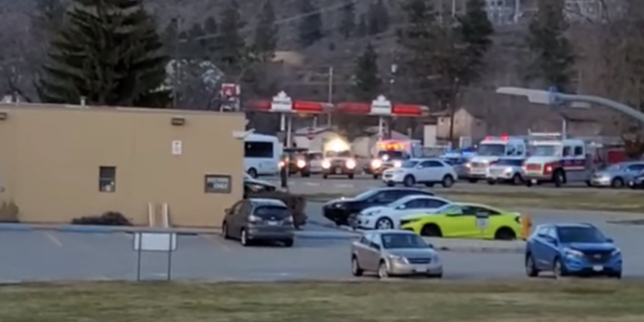 First responders flash lights to support healthcare workers at South Okanagan General Hospital