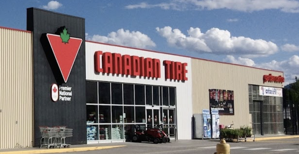 Suspect sought in theft of guns from Canadian Tire TimesChronicle.ca