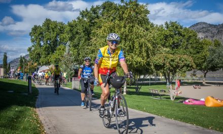 Seniors cycle through Okanagan