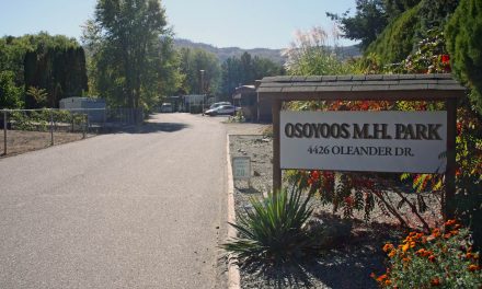 Osoyoos man rushed to hospital after suffering serious burns following explosion