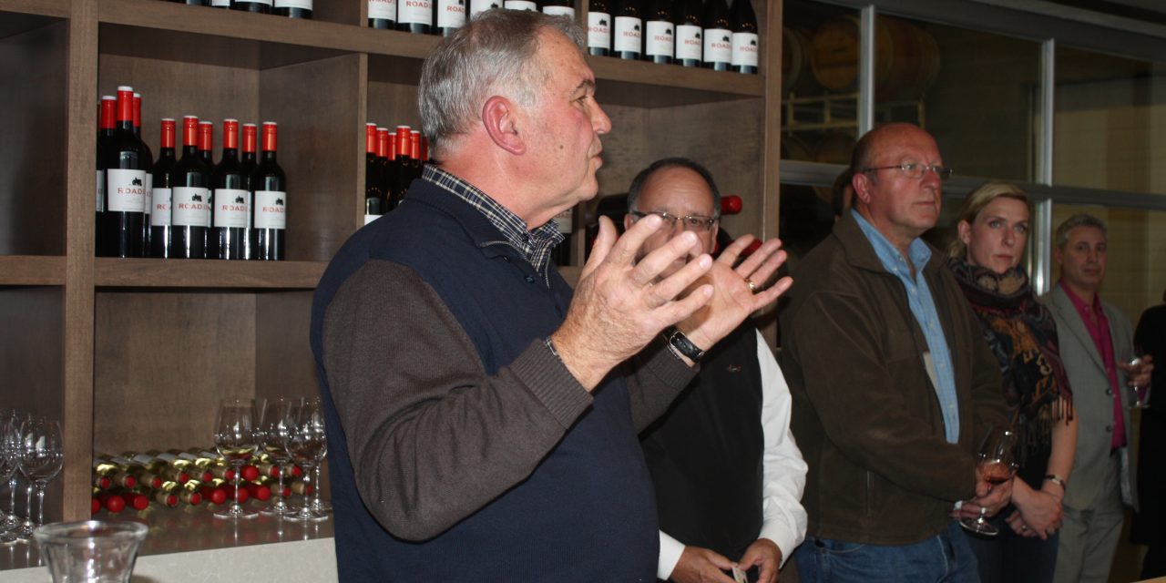 Chamber hears business plan for shuttle bus