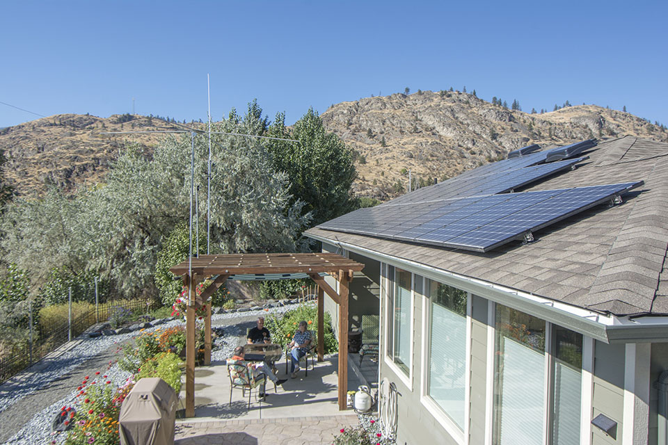 Man turns to solar to hollow out hydro bill