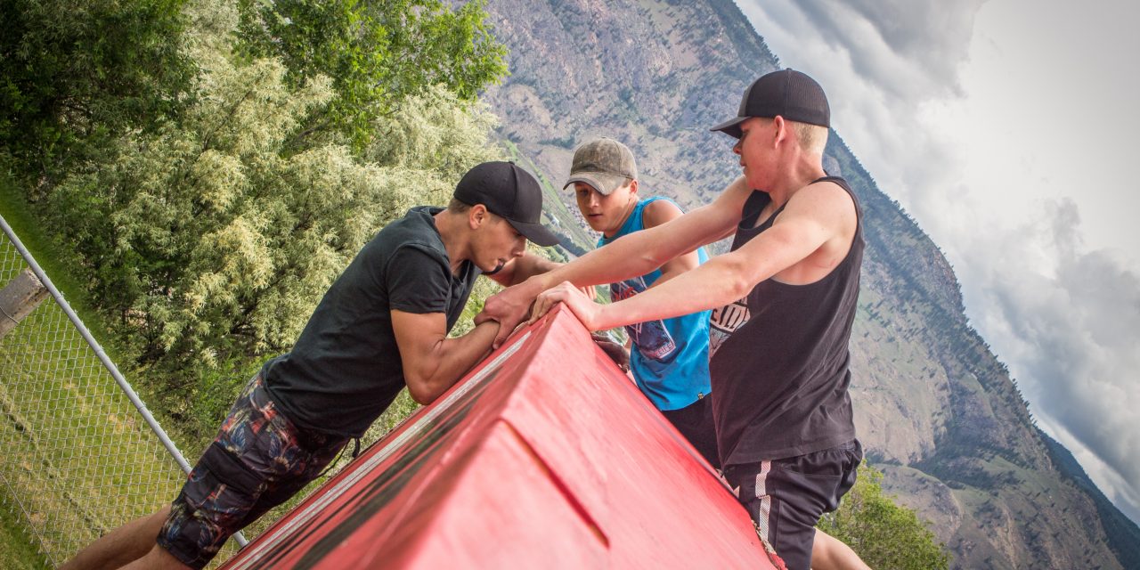 PHOTOS: OSS students Storm the Wall