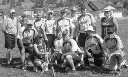 Osoyoos Owl Pub Senior slo-pitch team wins B division in Summerland