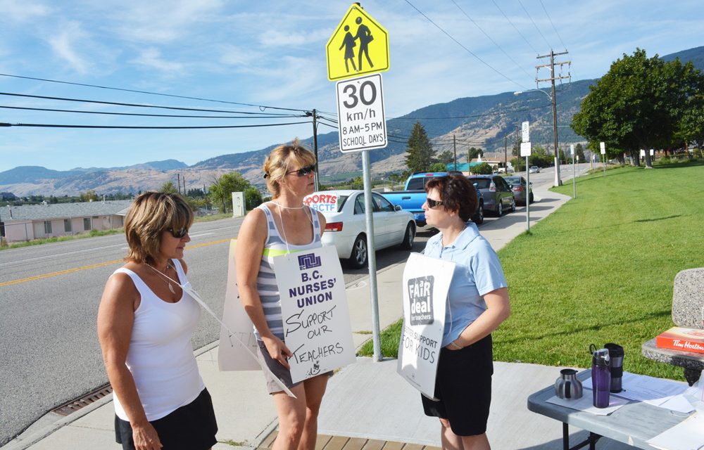Tentative deal reached by teachers, government