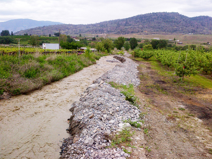 Oliver areas are under flood watch