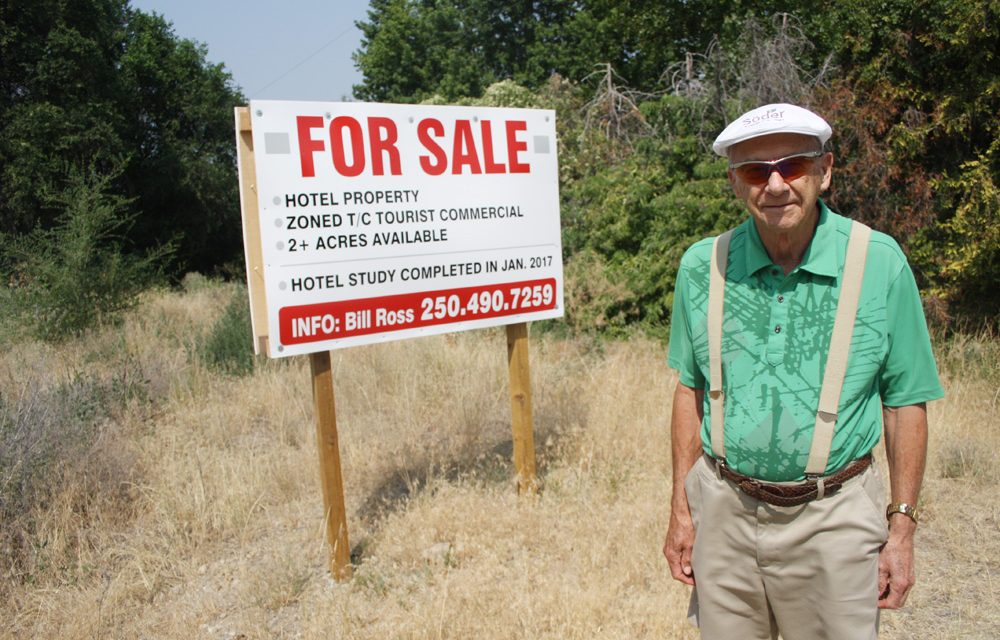 Farmer believes Oliver can support second luxury hotel