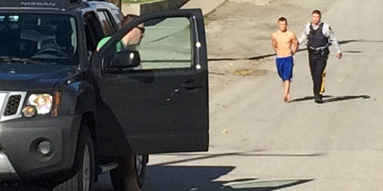 Shirtless, shoeless suspect flees before RCMP arrest him near downtown Osoyoos